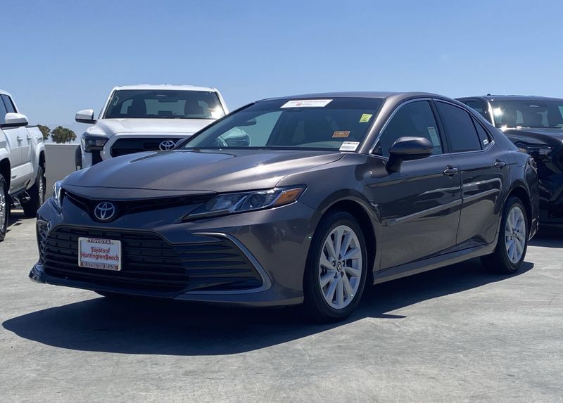 Used 2024 Toyota Camry LEImage 6