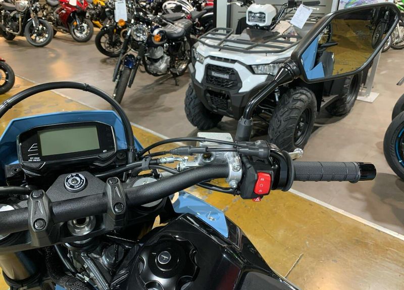 2025 Suzuki DR-Z4SM Image 8