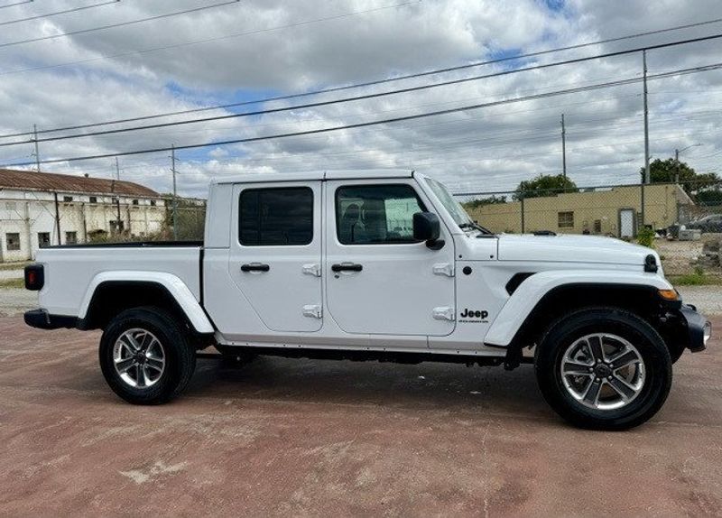 2024 Jeep Gladiator Sport S 4x4Image 4