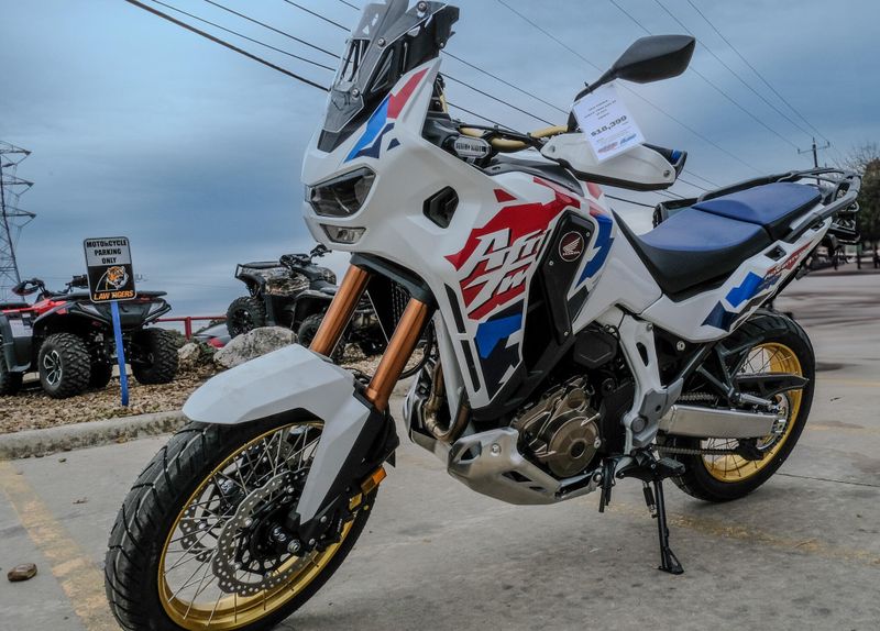 2025 Honda AFRICA TWIN ADV SP ES PEARL WHITEImage 4