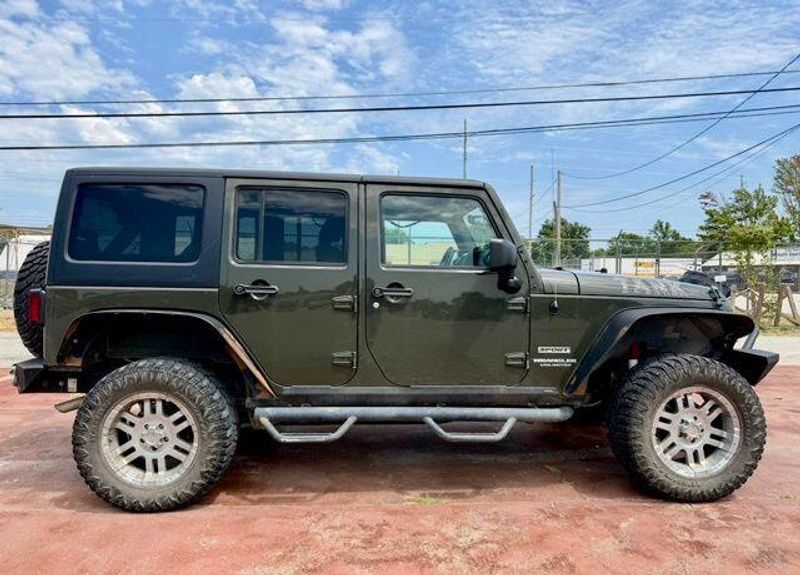 Used 2015 Jeep Wrangler Unlimited SportImage 4