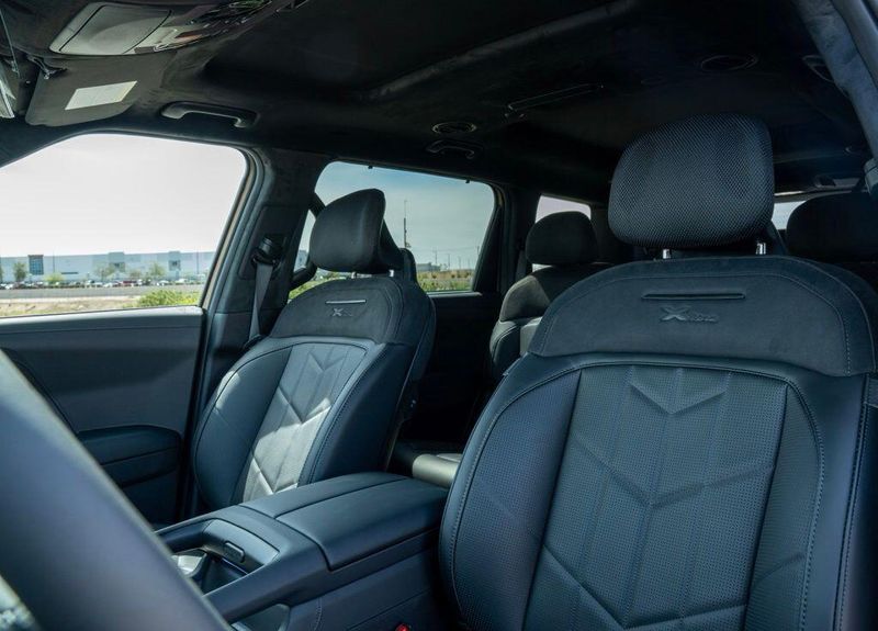 New 2027 Kia Telluride Hybrid X-Line SX PrestigeImage 12