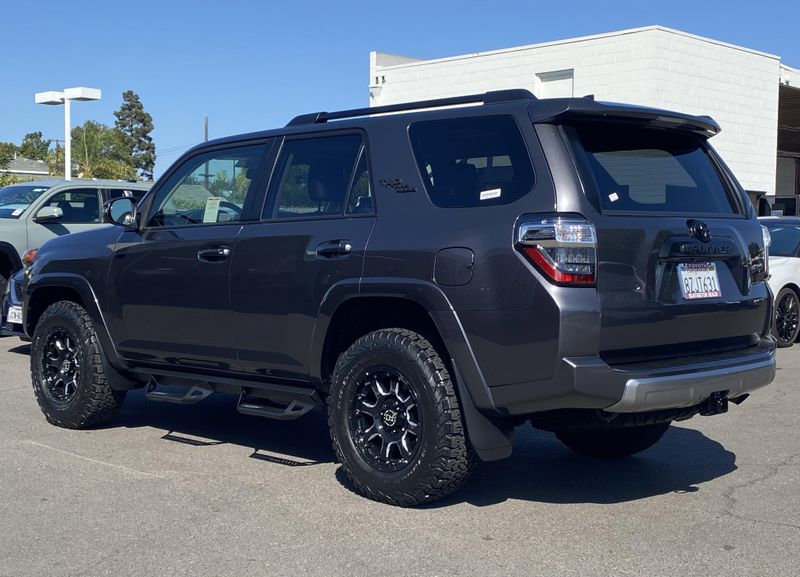 Used 2022 Toyota 4Runner TRD Off-Road PremiumImage 4