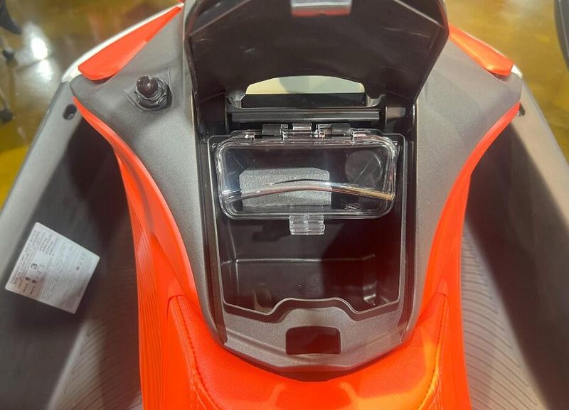 New 2025 Sea-Doo SPARK FOR 3 90 TRIXX (SOUND SYSTEM) Image 12