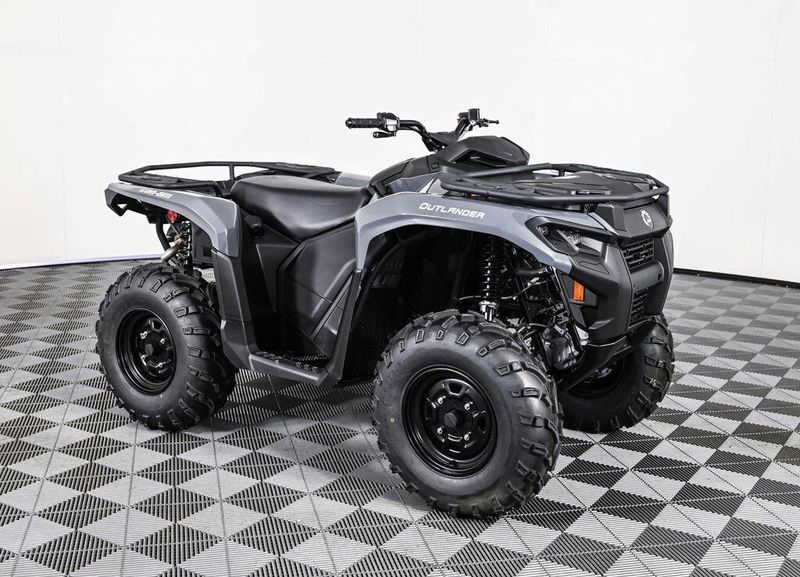 2025 Can-Am OUTLANDER DPS 500 GRANITE GREY Image 1