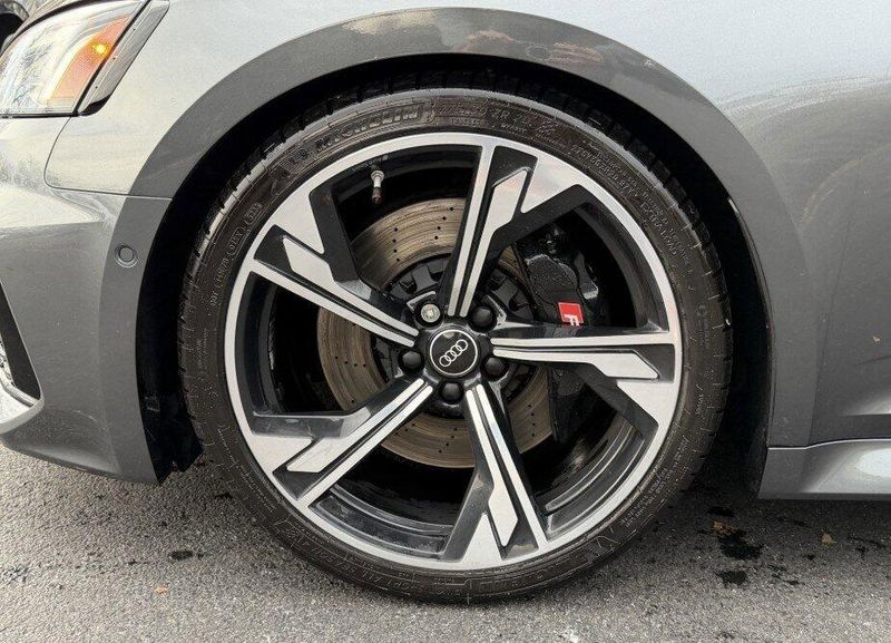 2022 Audi RS 5 photo 4