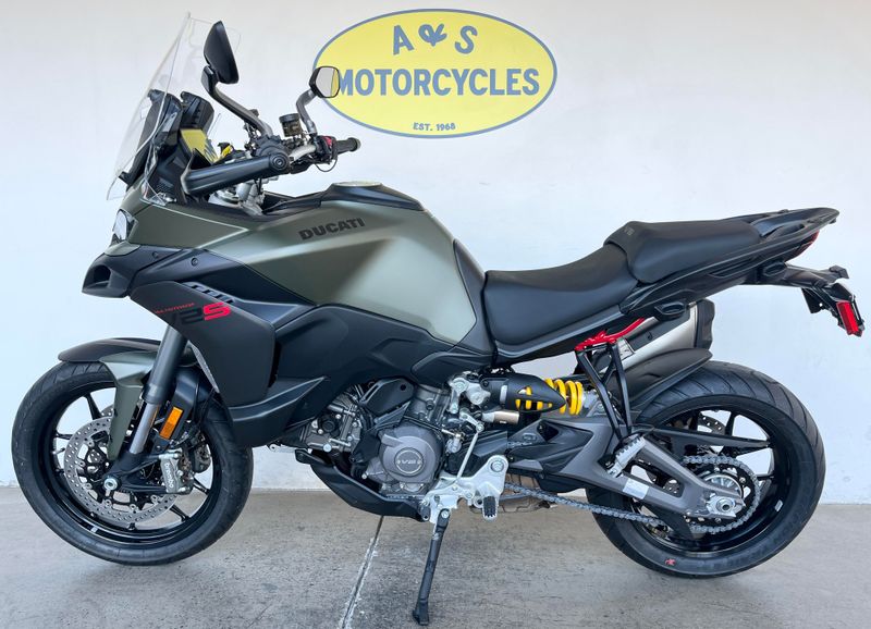 2026 Ducati MULTISTRADA V2 S