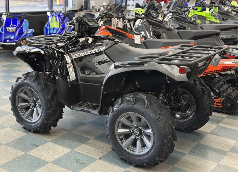 2025 Yamaha Grizzly EPS XT-R Image 1