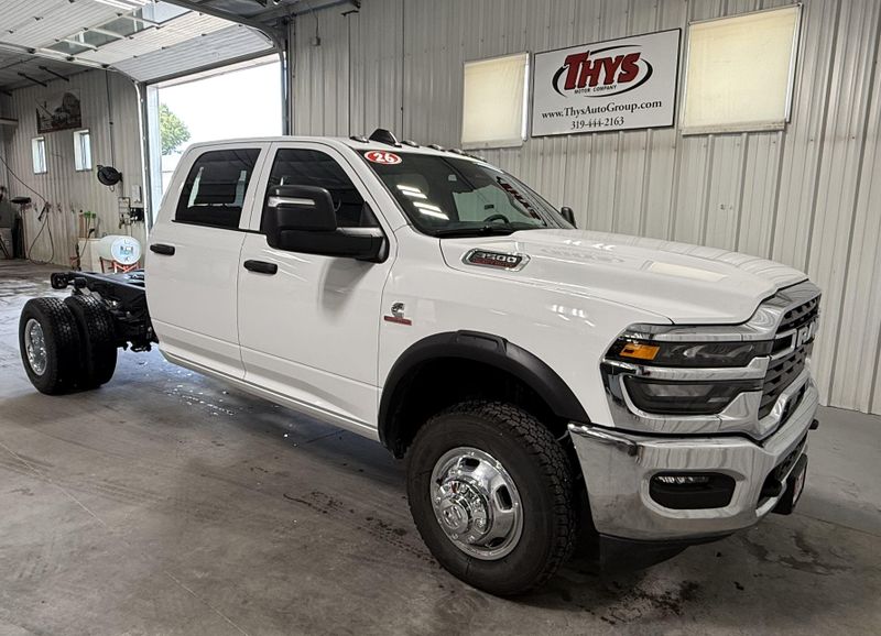 New 2026 RAM 3500 Tradesman Crew Cab Chassis 4x4 60