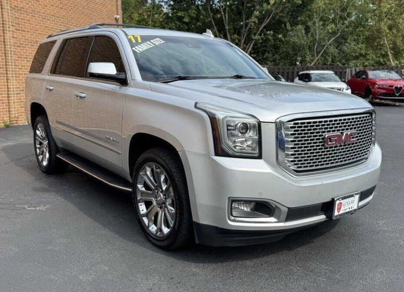 2017 Gmc Yukon Denali photo 2