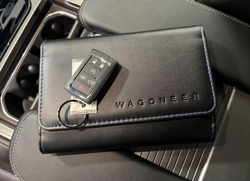 2026 Jeep Grand Wagoneer Limited Reserve 4x4Image 23