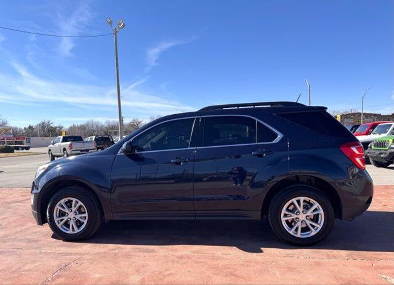Used 2017 Chevrolet Equinox LTImage 8