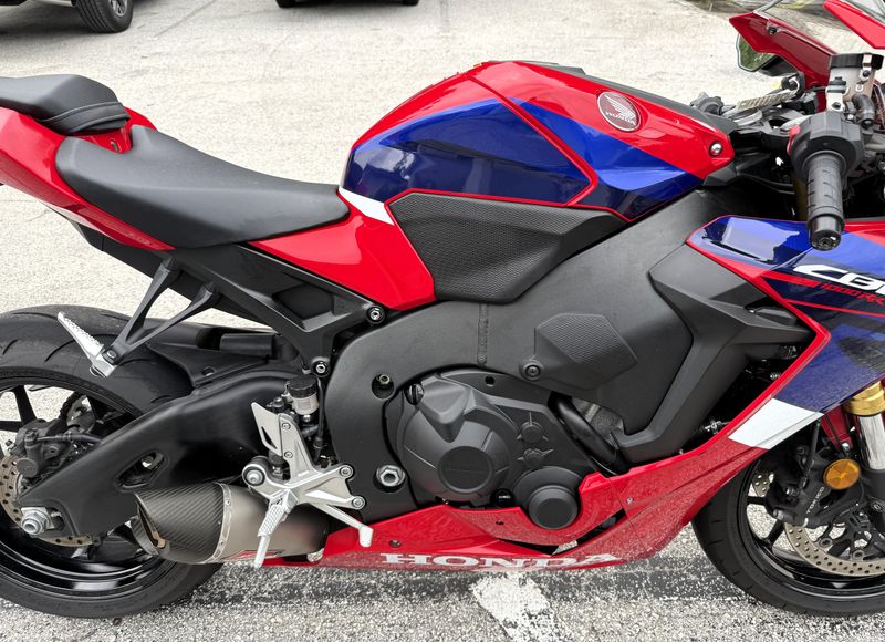2024 Honda CBR 1000RR ABS 