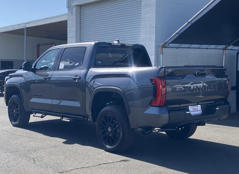 2025 Toyota Tundra LimitedImage 5