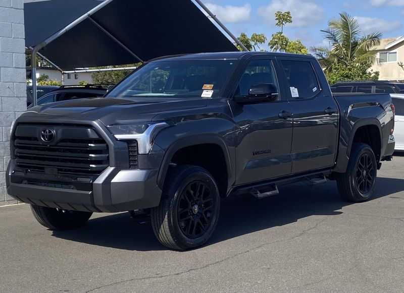 2025 Toyota Tundra LimitedImage 6