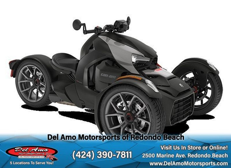 2024 Can-Am F2RC  in a CLASSIC, EPIC OR EXCLUSIVE PANEL COLOR OPTIONS exterior color. Del Amo Motorsports of Redondo Beach (424) 304-1660 delamomotorsports.com 