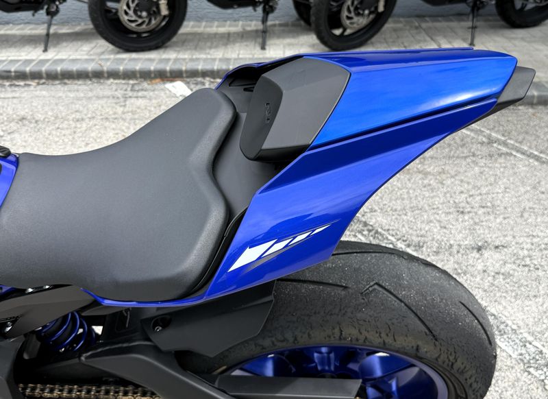 2026 Yamaha YZF-R1