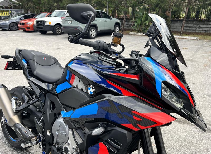 2024 BMW M 1000 XR