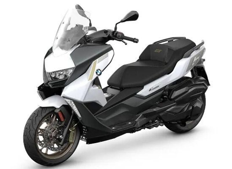 2025 BMW C 400 GTImage 1