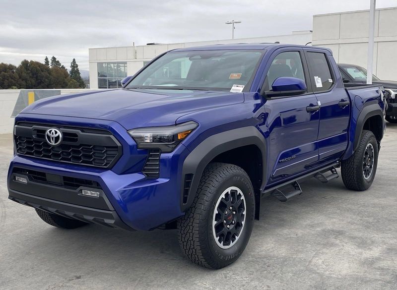 2024 Toyota Tacoma TRD Off RoadImage 6