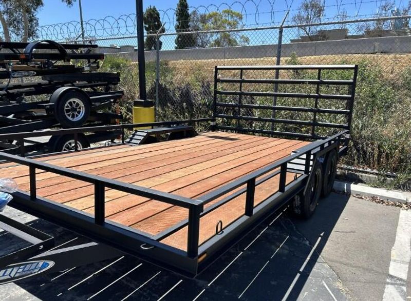 New 2025 Zieman F-816 WIDE BODY Image 10