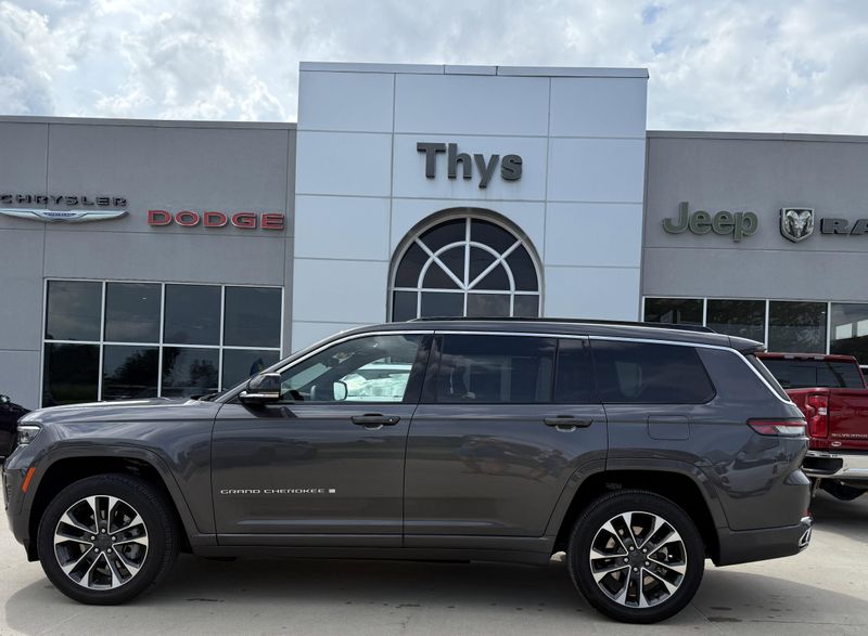 Used 2024 Jeep Grand Cherokee L OverlandImage 40