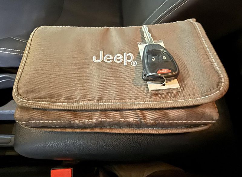 Used 2017 Jeep Wrangler JK SaharaImage 20