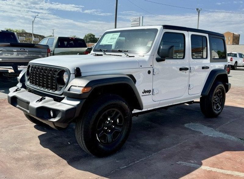 2024 Jeep Wrangler 4-door SportImage 1