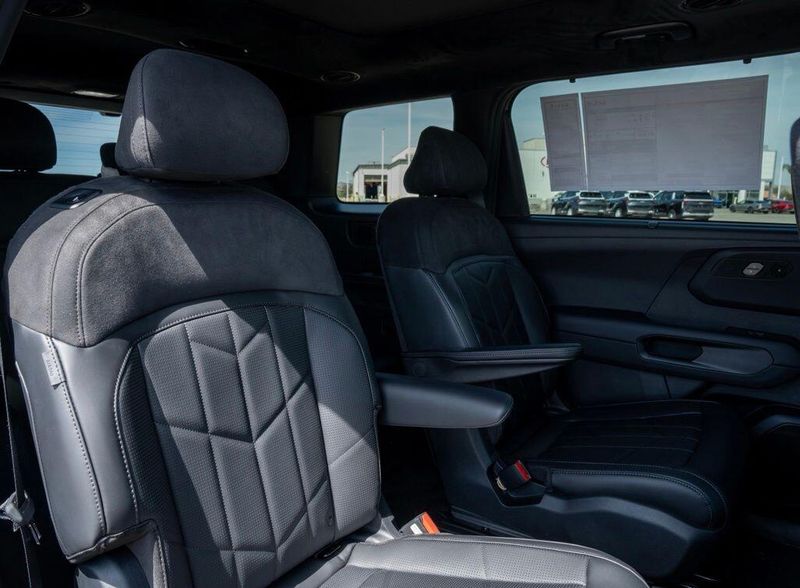 New 2027 Kia Telluride Hybrid X-Line SX PrestigeImage 17