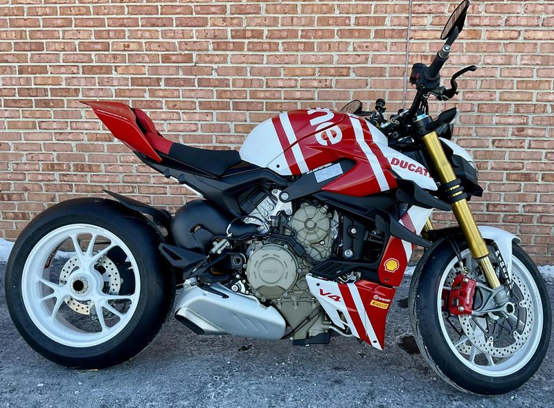 New Ducati Motorcycles for Sale | Motoworks Chicago