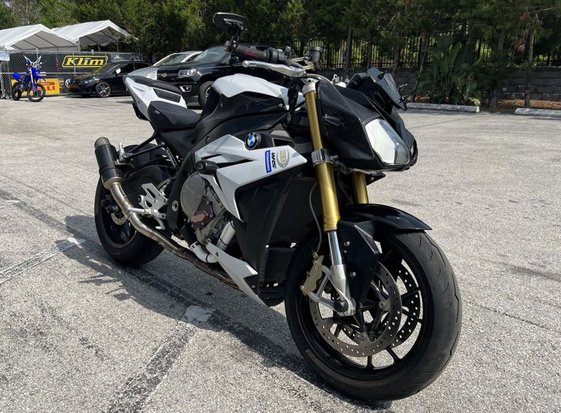 2016 BMW S 1000 R 