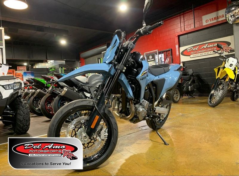 New 2025 Suzuki DR-Z4SM Image 1