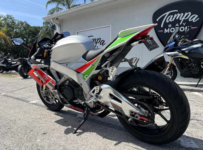 2018 Aprilia RSV4 RF 