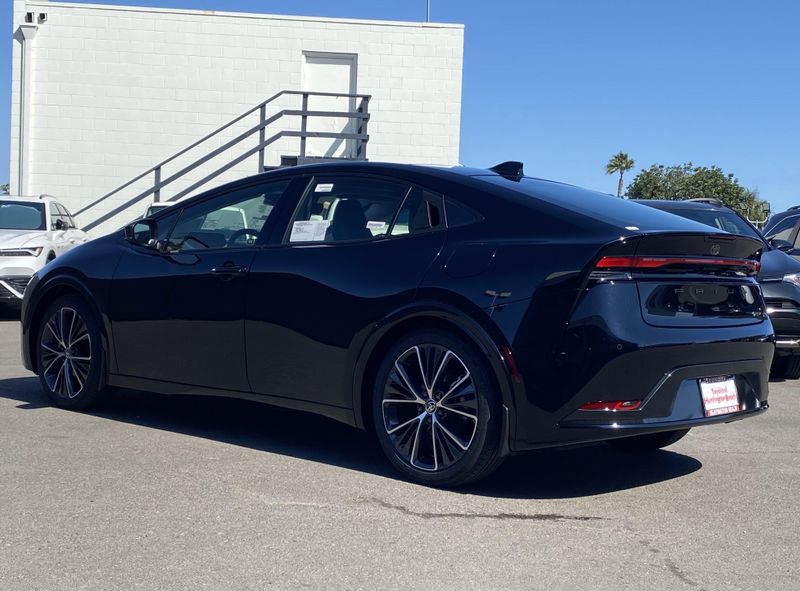 New 2026 Toyota Prius XLEImage 5