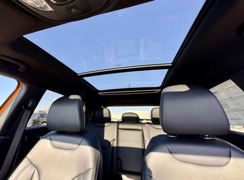 New 2026 Jeep Compass Limited Altitude 4x4Image 16