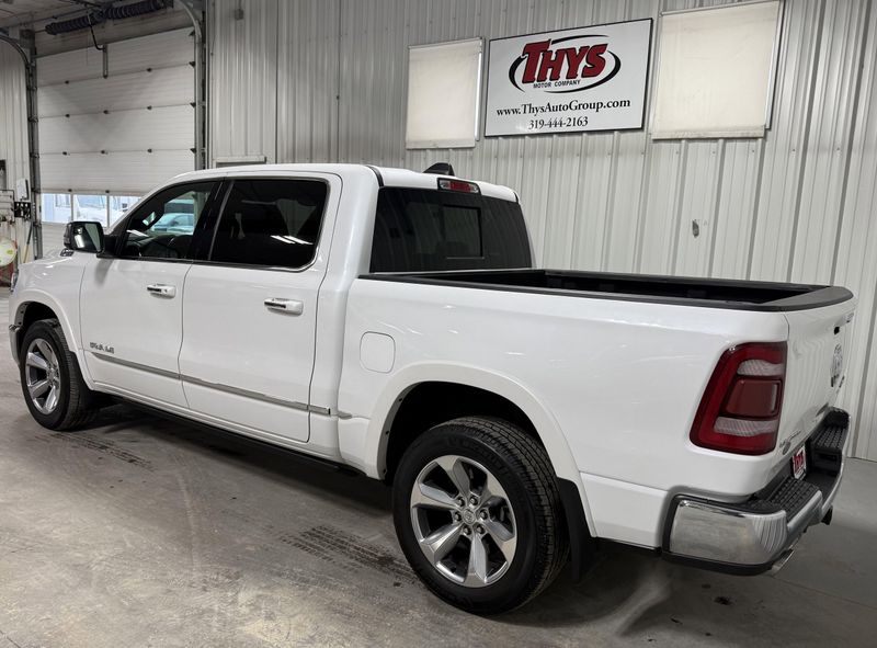 Used 2020 RAM 1500 Limited in a Ivory White Tri Coat Pearl Coat exterior color and Blackinterior. Thys Motor Company 319-318-6640 thysmotorco.com 