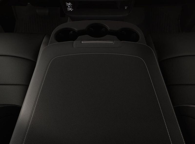 2026 Ram 2500 Tradesman photo 4