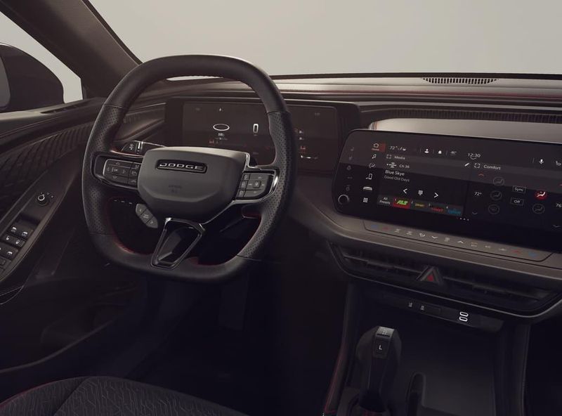 New 2026 Dodge Charger Scat Pack 4-door AwdImage 9