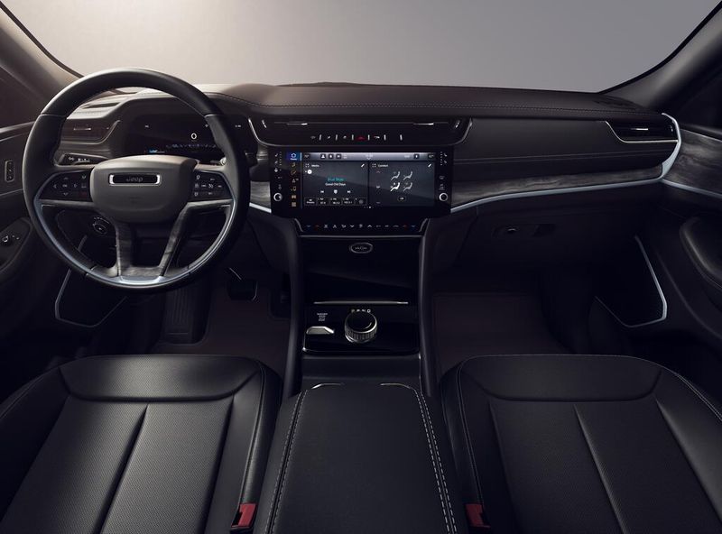 New 2026 Jeep Grand Cherokee Limited Reserve 4x4