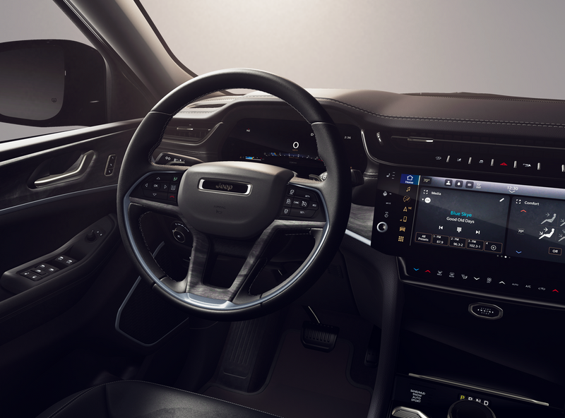 2026 Jeep Grand Cherokee Limited photo 2