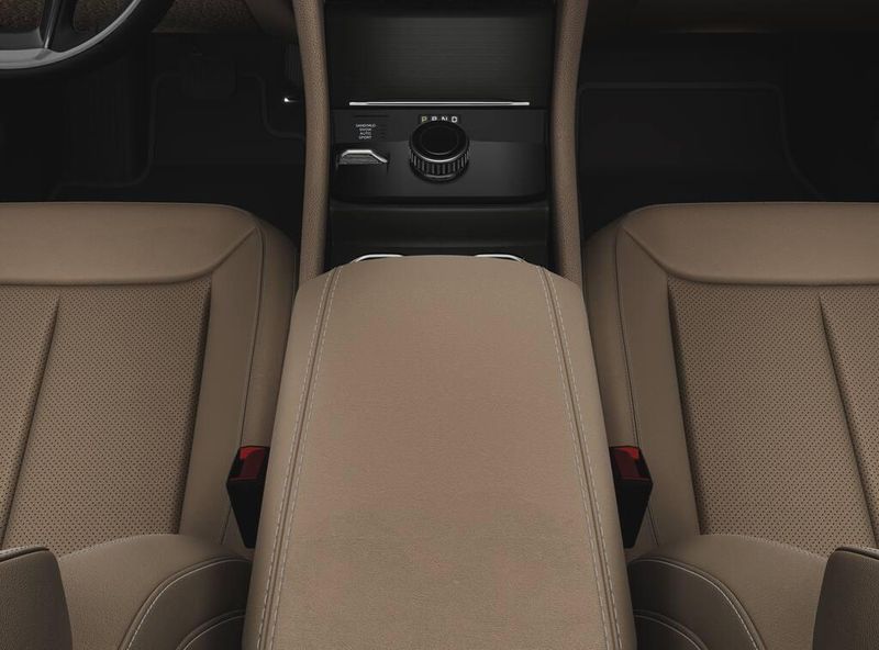 New 2025 Jeep Grand Cherokee L Limited 4x4Image 4