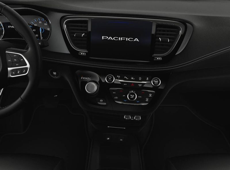 2025 Chrysler Pacifica Select AwdImage 5