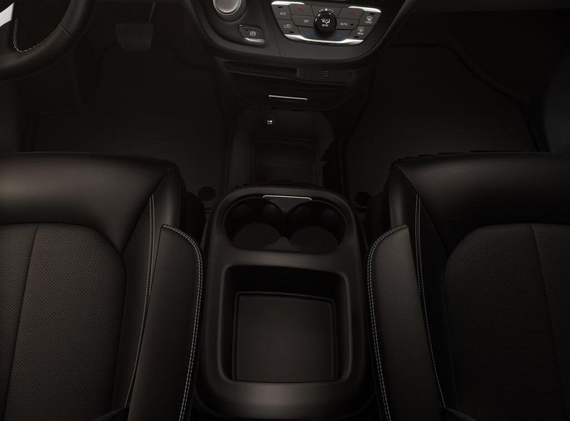 2026 Chrysler Pacifica photo 3