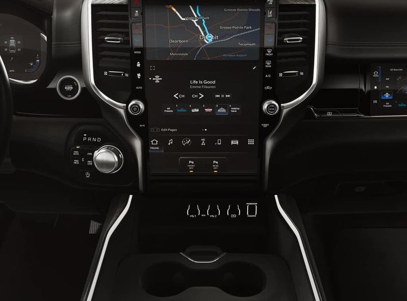 2026 Ram 1500 Laramie photo 2