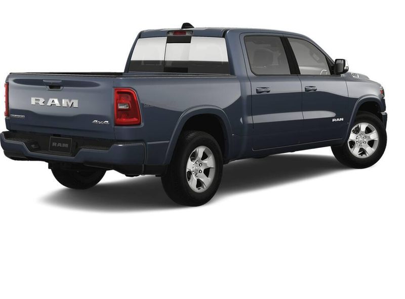 2025 RAM 1500 Big Horn Crew Cab 4x4 5