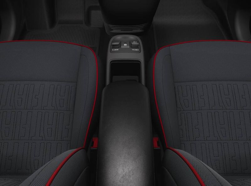 New 2024 Fiat 500e Inspi(red)Image 4