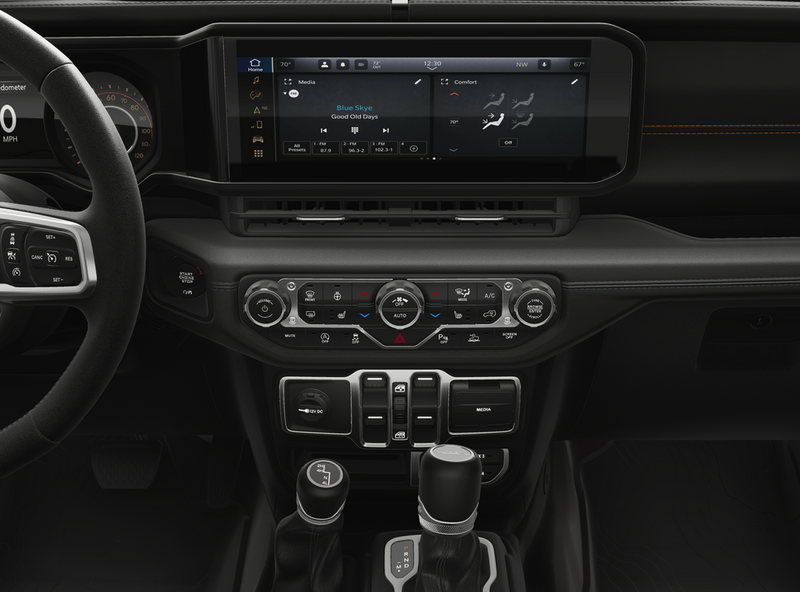 2025 Jeep Gladiator Sport photo 3