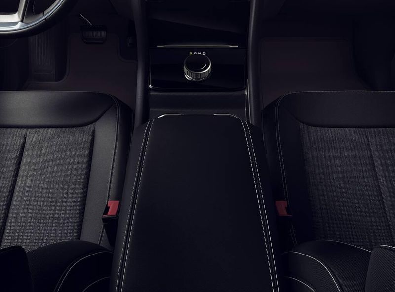 New 2026 Jeep Grand Cherokee Laredo X 4x4Image 4