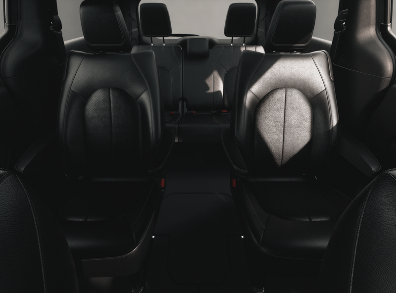 New 2027 Chrysler Pacifica SelectImage 3