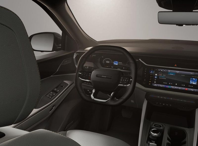 New 2026 Jeep Cherokee Overland 4x4Image 9